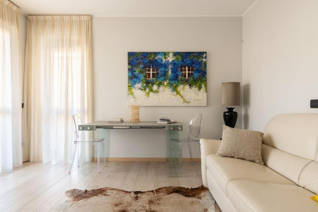 Bezzi Flexyrent A.C. Wifi Apartment มิลาน ภายนอก รูปภาพ