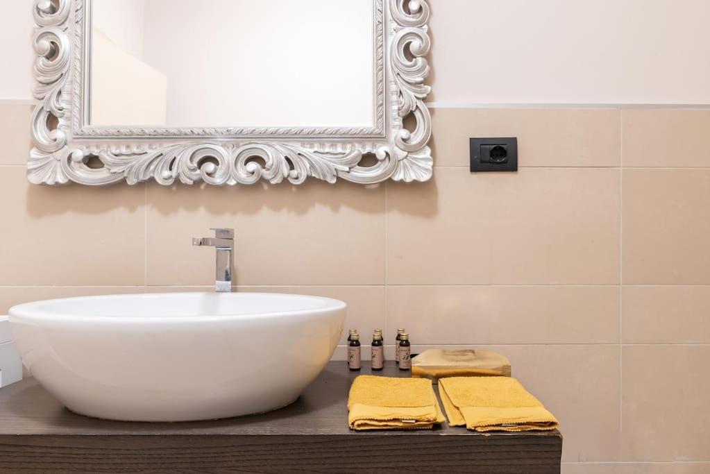 Bezzi Flexyrent A.C. Wifi Apartment มิลาน ภายนอก รูปภาพ
