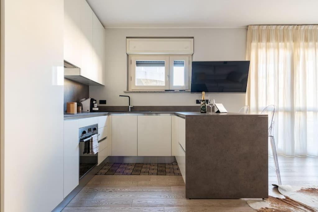 Bezzi Flexyrent A.C. Wifi Apartment มิลาน ภายนอก รูปภาพ