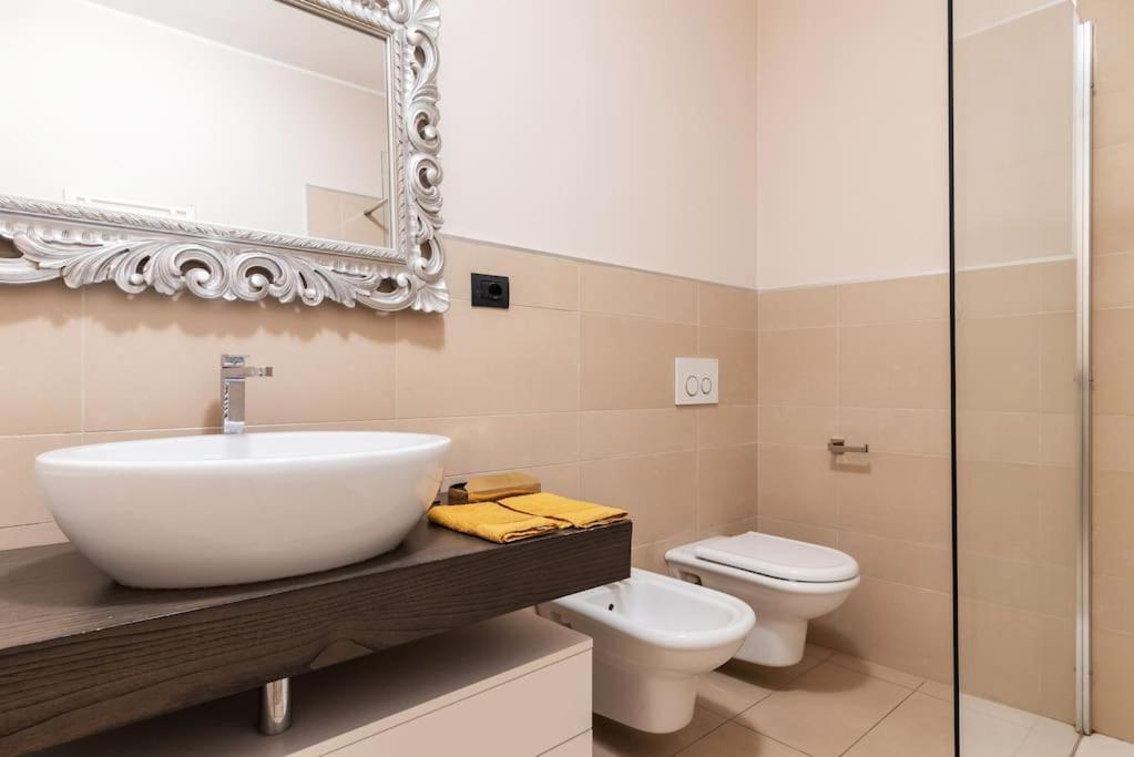Bezzi Flexyrent A.C. Wifi Apartment มิลาน ภายนอก รูปภาพ